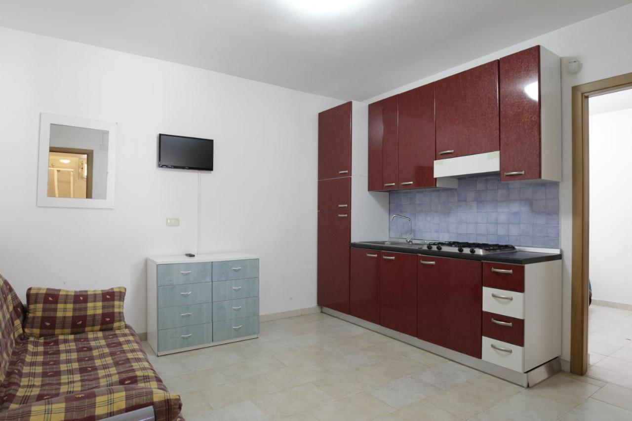 Residence La Conchiglia Весте Екстериор снимка