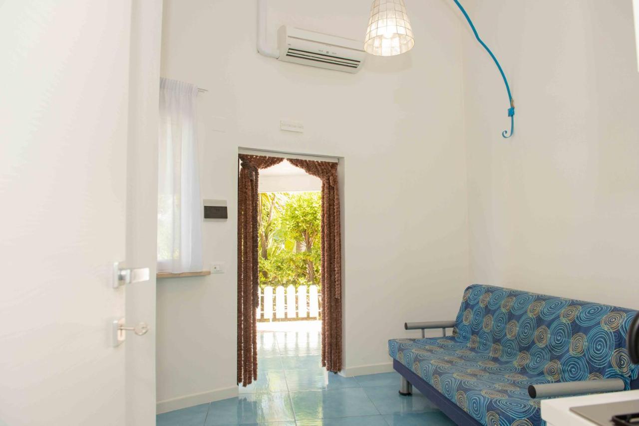Residence La Conchiglia Весте Екстериор снимка